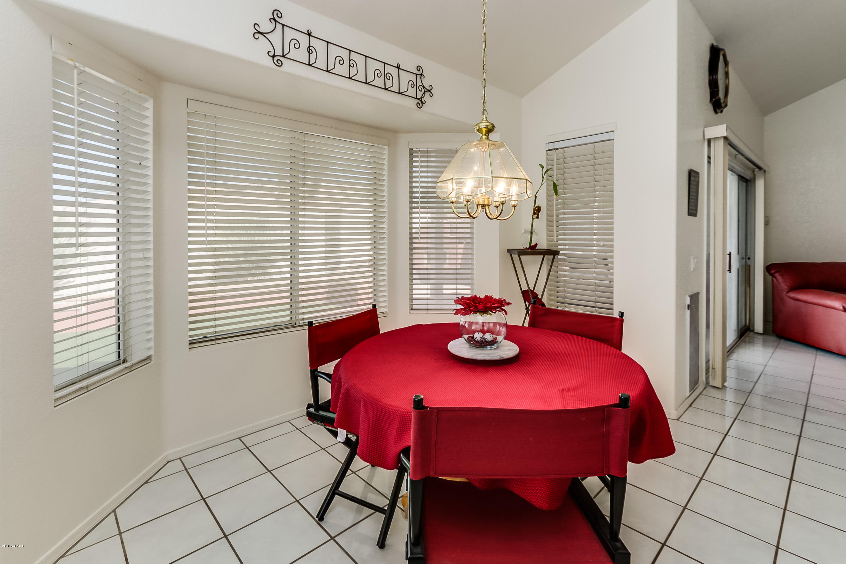 4704 West Del Rio Street Chandler, AZ 85226 - Photo 8 of 48 eat in kitchen-008