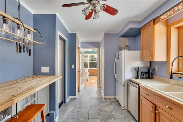 $349,999 | 6 Evergreen Boulevard, Glenville, NY 12302