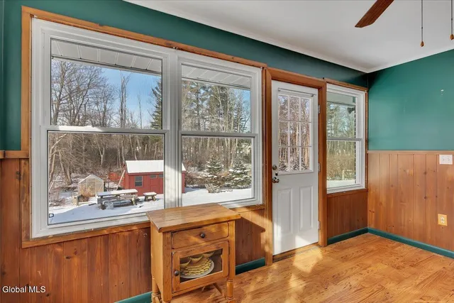 $349,999 | 6 Evergreen Boulevard, Glenville, NY 12302