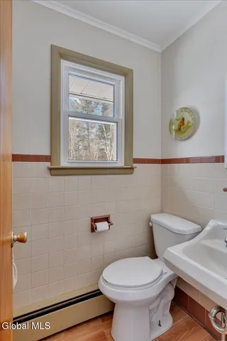 $349,999 | 6 Evergreen Boulevard, Glenville, NY 12302