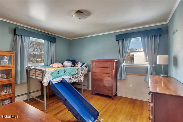 $349,999 | 6 Evergreen Boulevard, Glenville, NY 12302