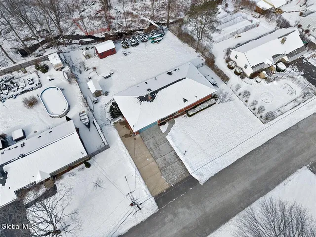 $349,999 | 6 Evergreen Boulevard, Glenville, NY 12302