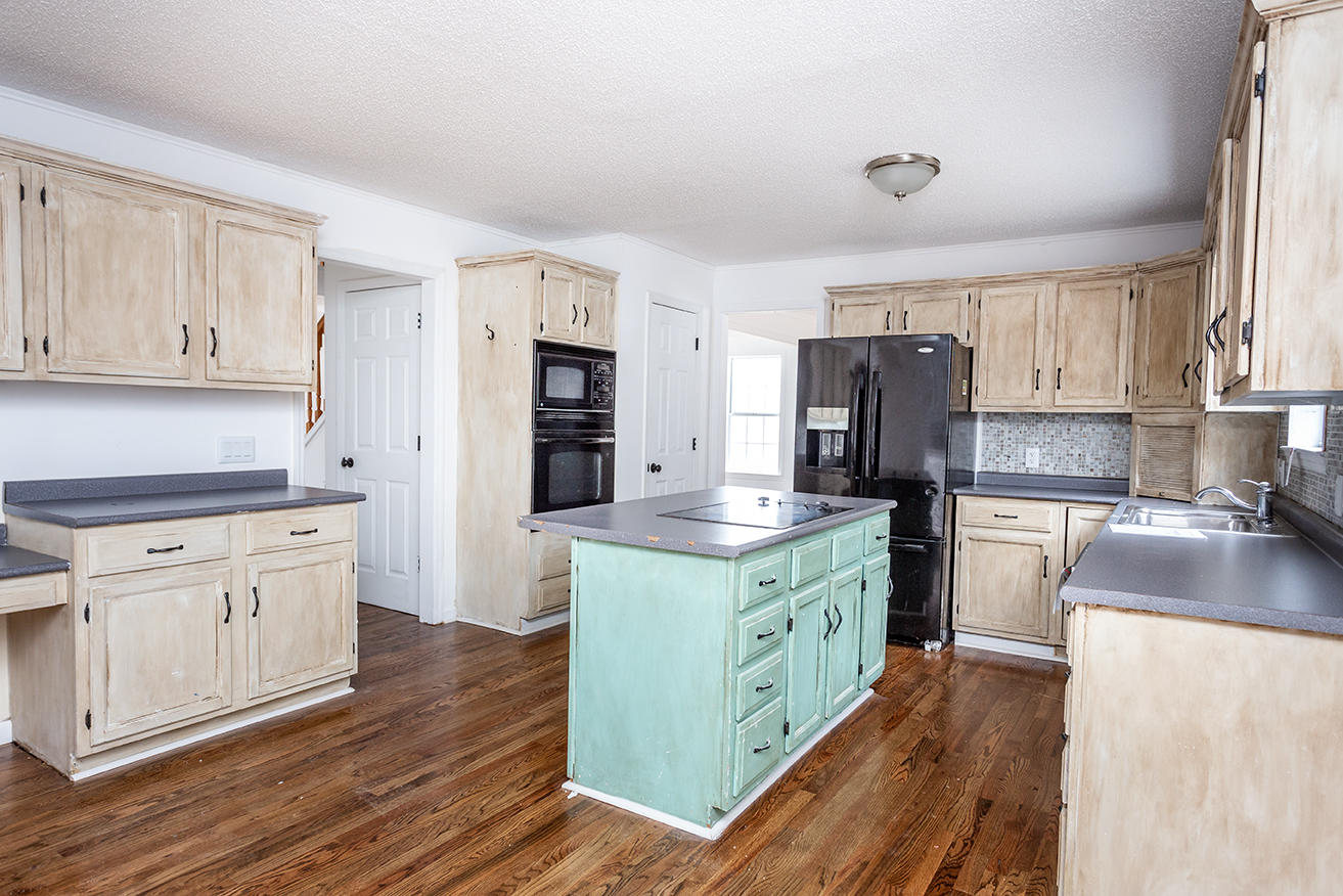1255 Hudlow Loop Road Dunlap, TN 37327 - Photo 3 of 9 Kitchen