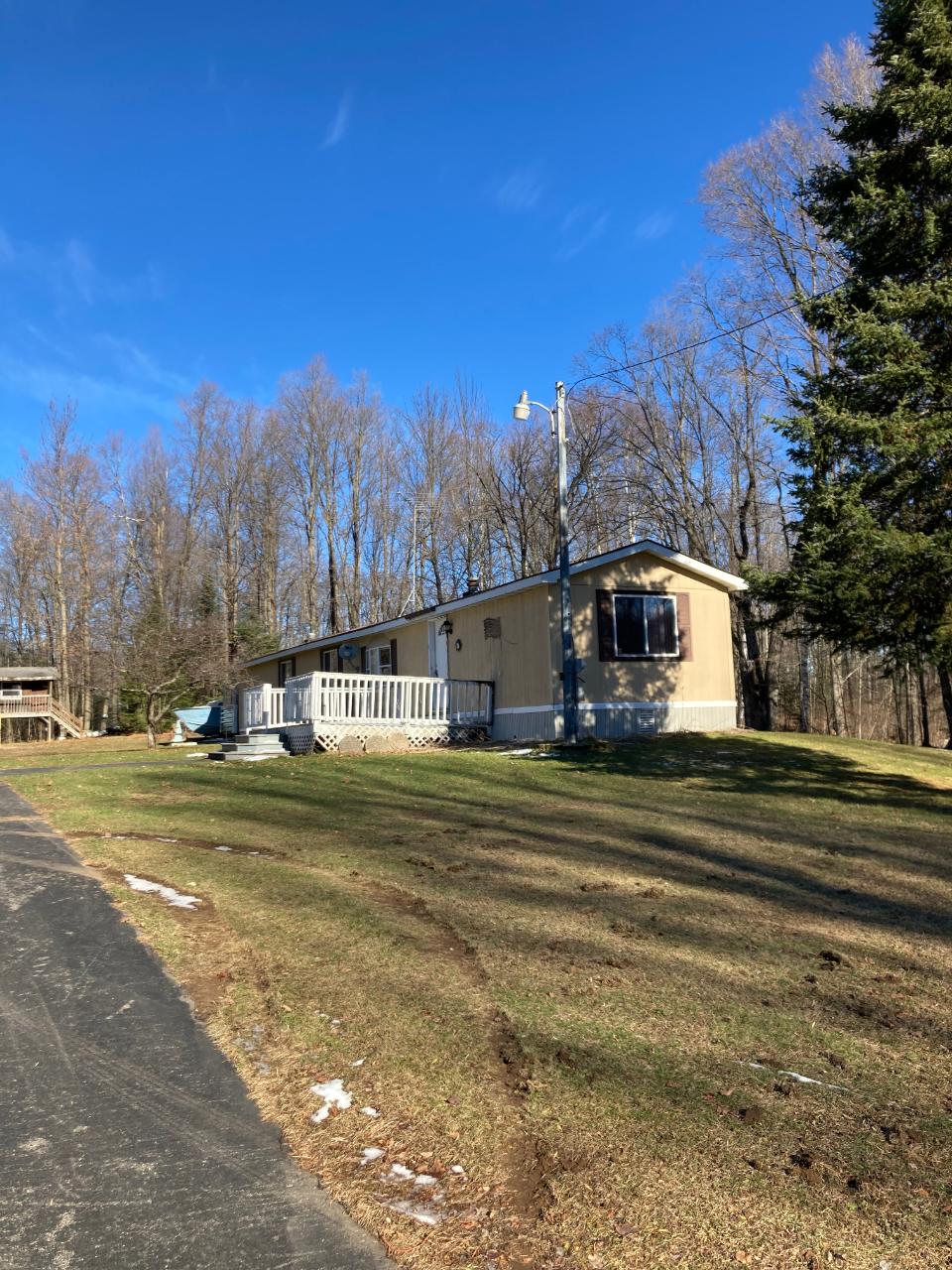 11120 Old 8 Road Crandon, WI 54520 - Photo 2 of 11 Gallery Image 2