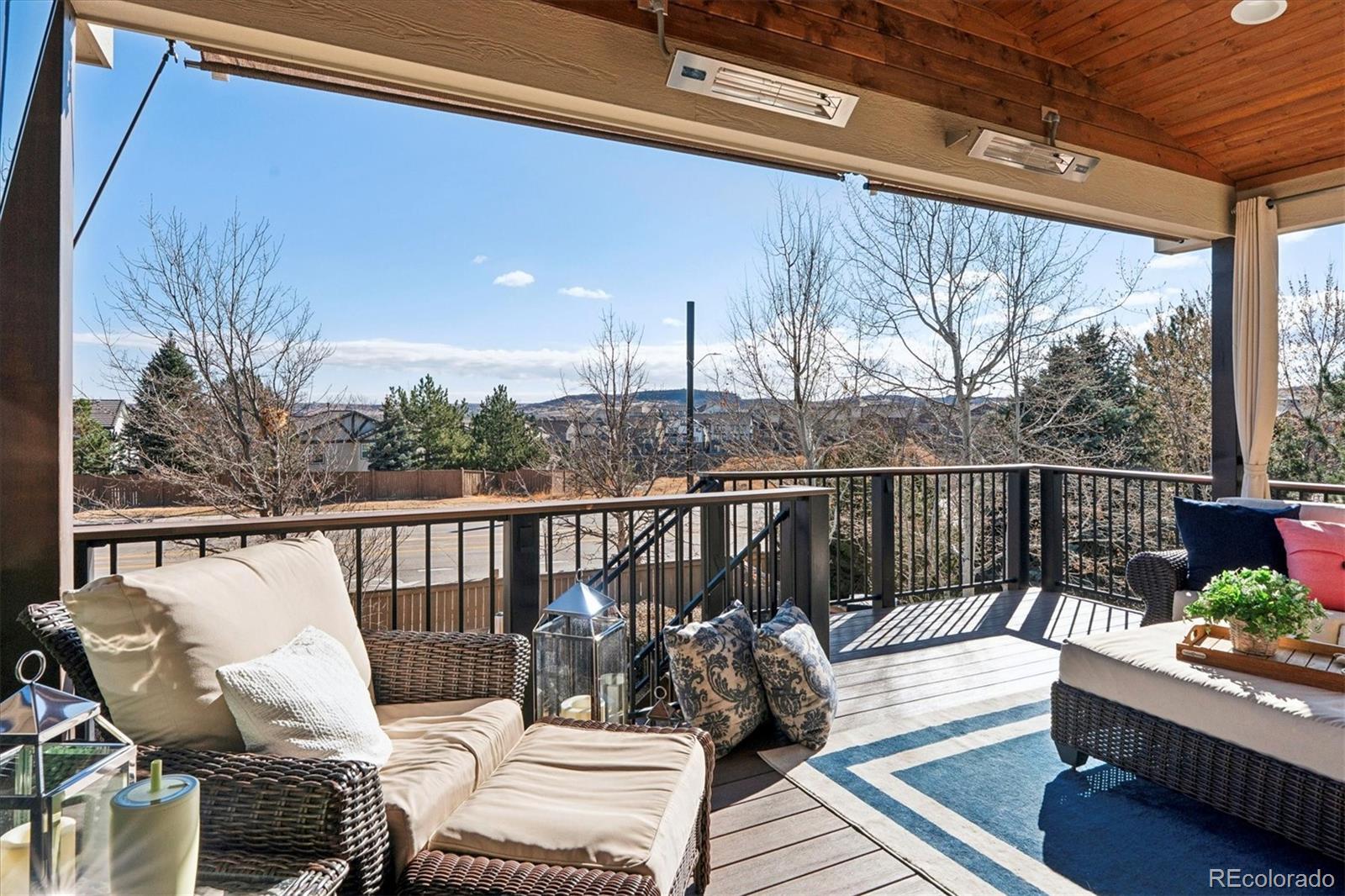 10824 Hickory Ridge Lane Highlands Ranch, CO 80126 - Photo 3 of 36 Gallery Image 3
