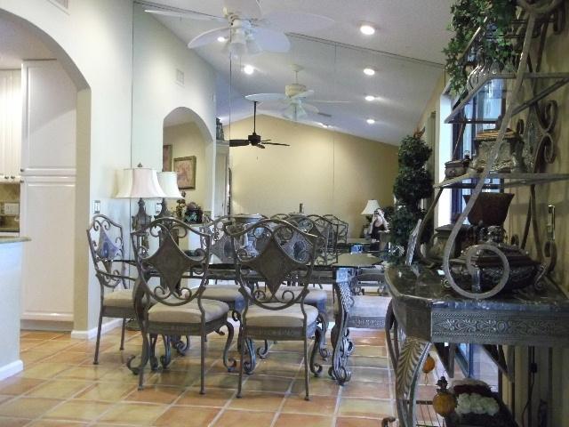 5591 Coach House Circle, Unit F Boca Raton, FL 33486 - Photo 3 of 25 youngblood 038