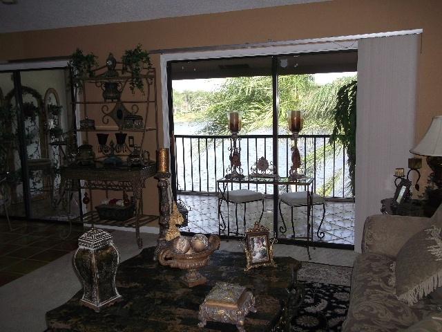 5591 Coach House Circle, Unit F Boca Raton, FL 33486 - Photo 4 of 25 youngblood 022