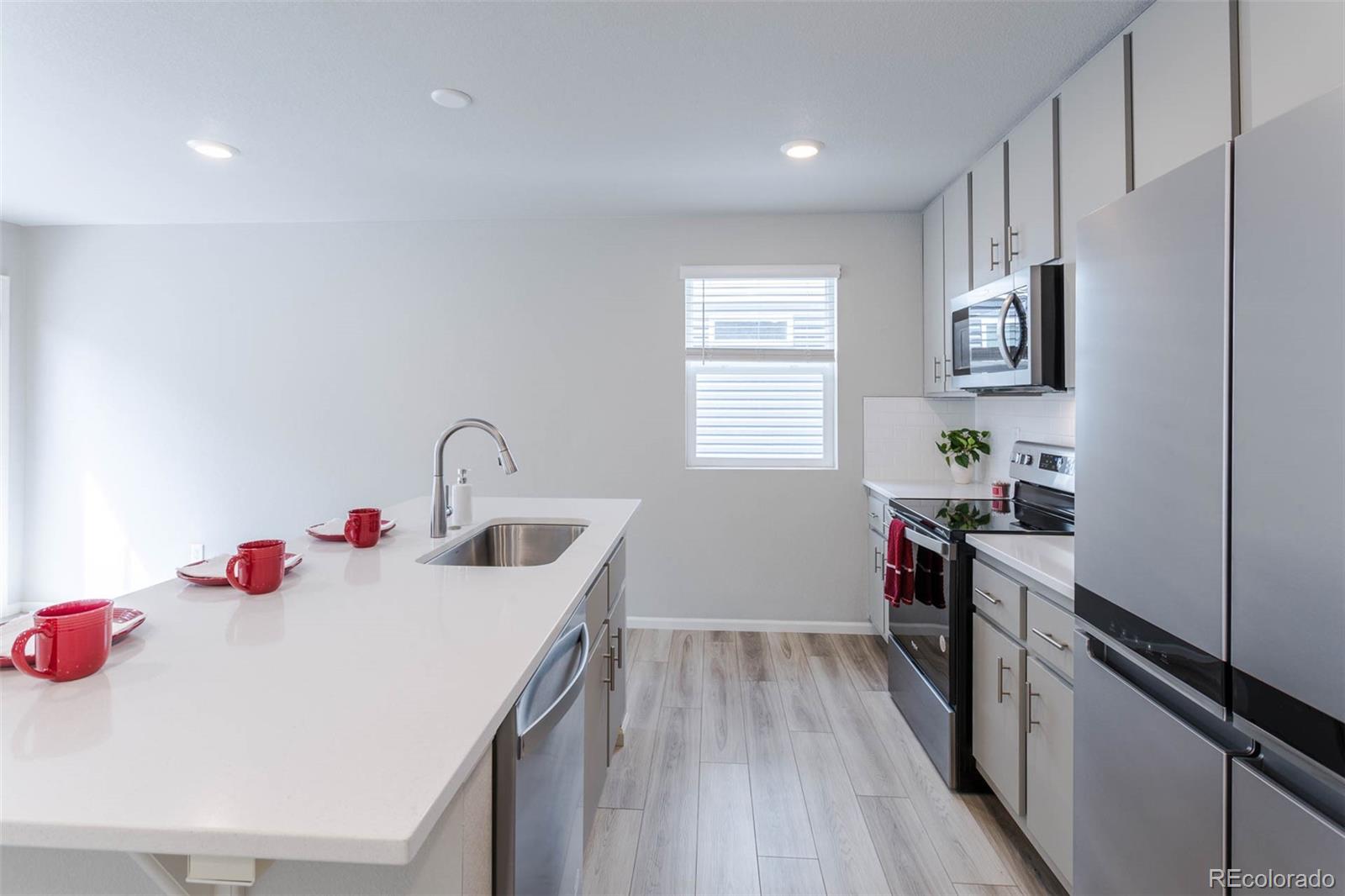 5132 North Waco Street Denver, CO 80249 - Photo 11 of 31