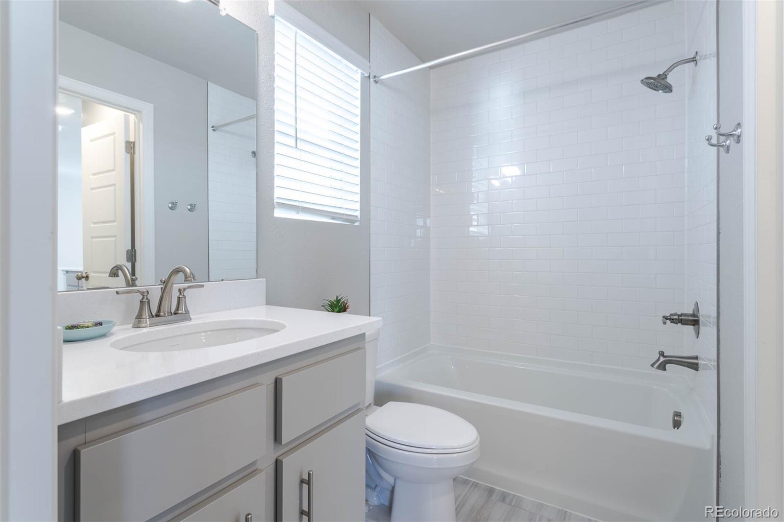 5132 North Waco Street Denver, CO 80249 - Photo 17 of 31