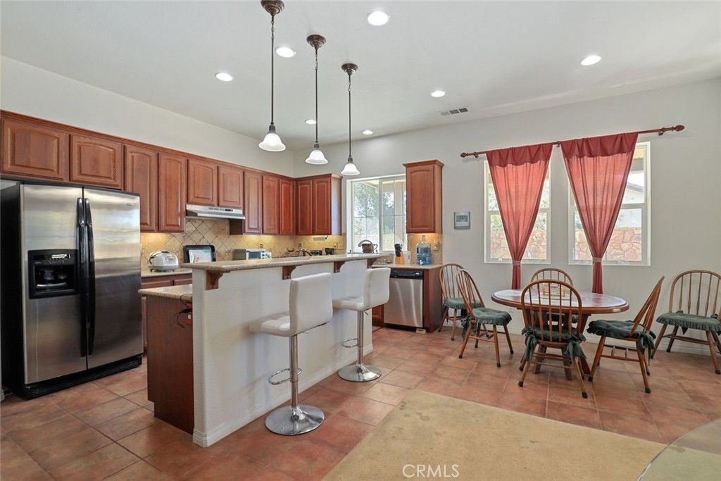 39161 Shree Road Temecula, CA 92591 - Photo 11 of 40