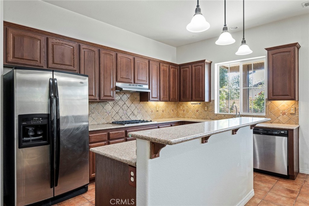 39161 Shree Road Temecula, CA 92591 - Photo 15 of 40