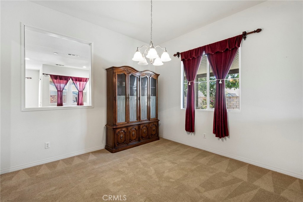 39161 Shree Road Temecula, CA 92591 - Photo 8 of 40