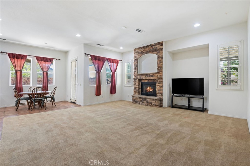 39161 Shree Road Temecula, CA 92591 - Photo 10 of 40