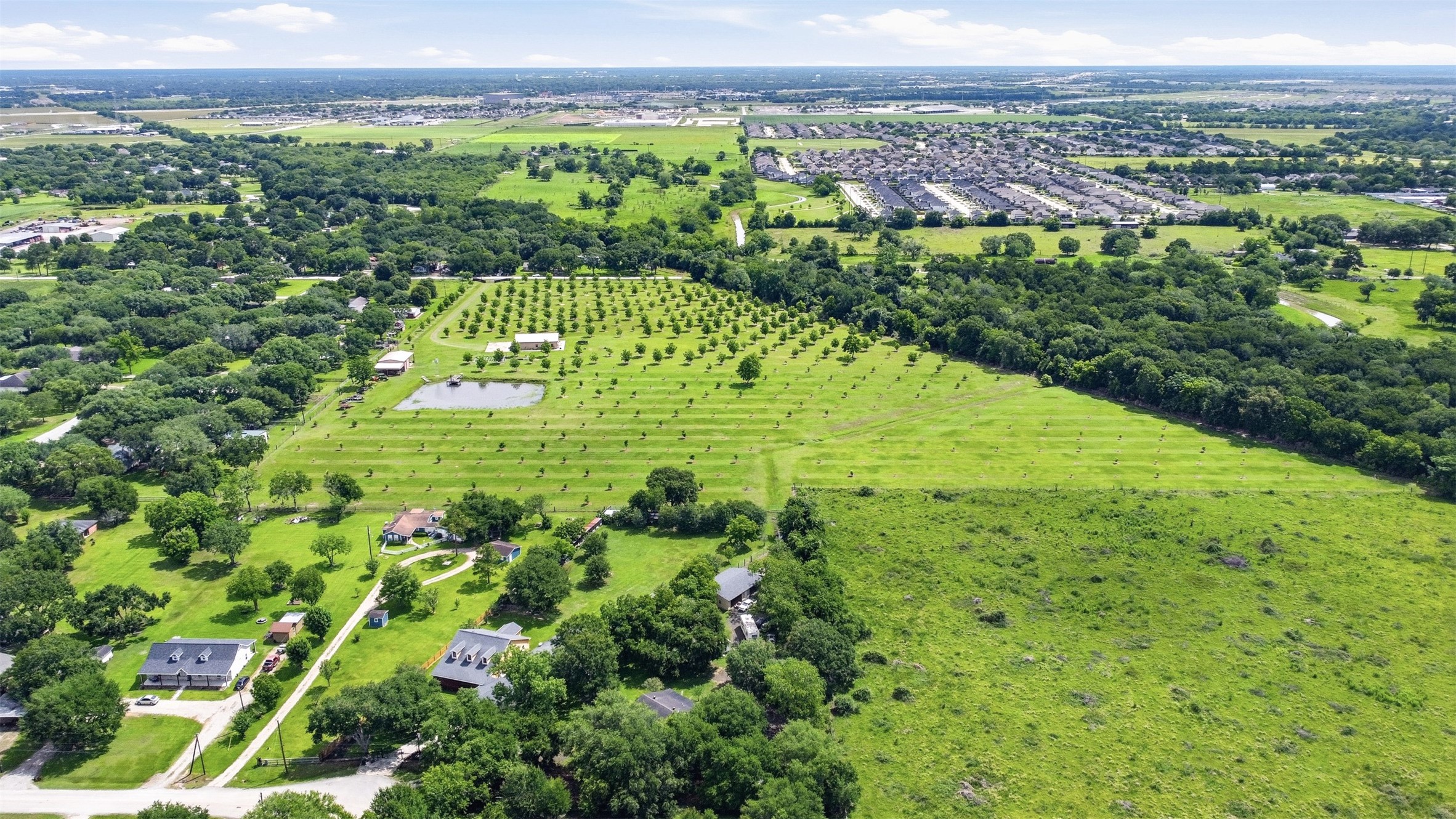 2740 Wehring Road Rosenberg, TX 77471 - Photo 11 of 32