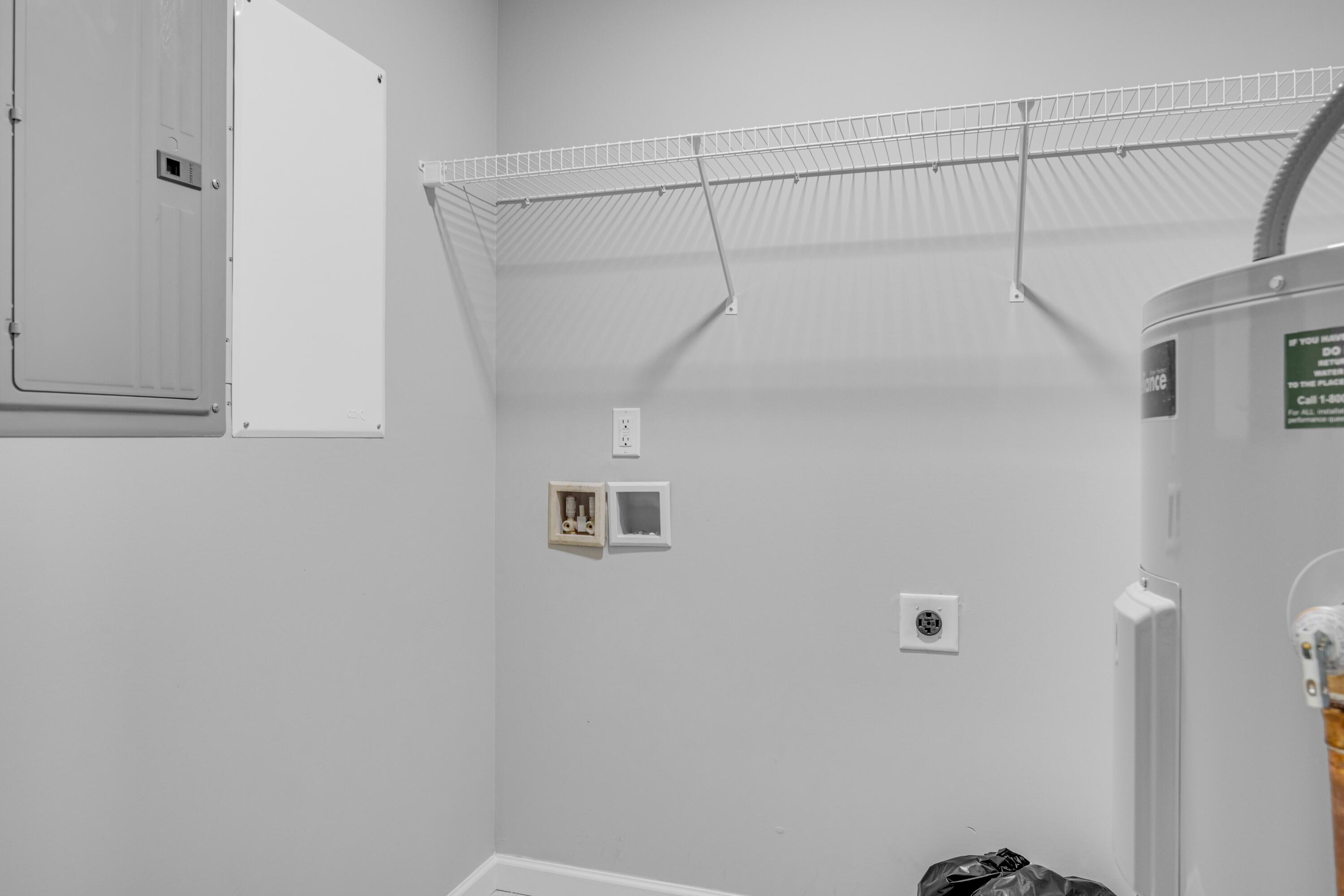 2807 Calhoun Avenue Chattanooga, TN 37404 - Photo 18 of 21 Laundry room