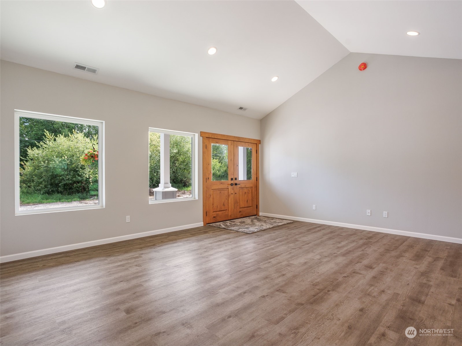 5739 Kirsop Road Southwest Tumwater, WA 98512 - Photo 8 of 36 Gallery Image 8