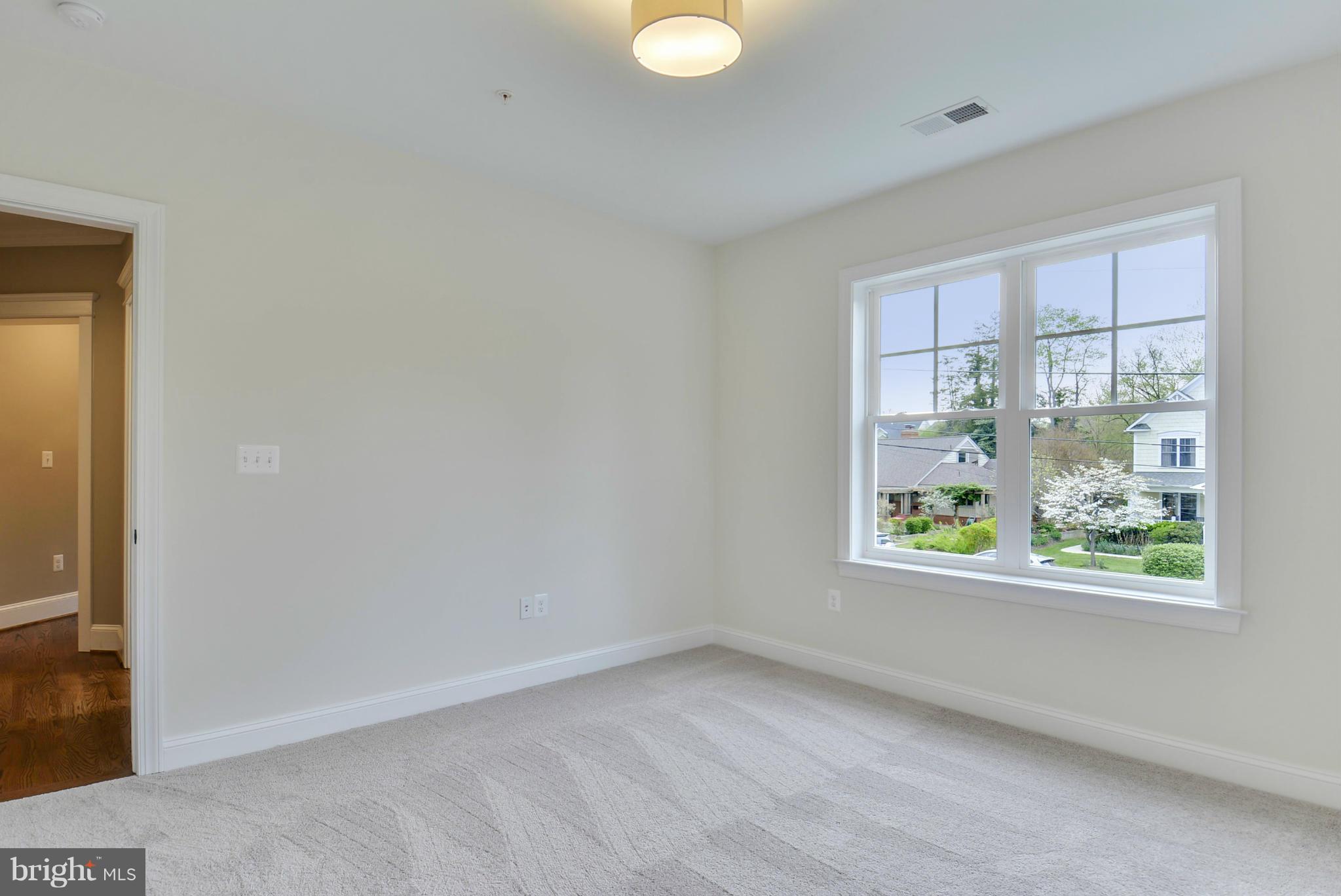 5806 Ipswich Road Bethesda, MD 20814 - Photo 20 of 30 3rd Bedroom