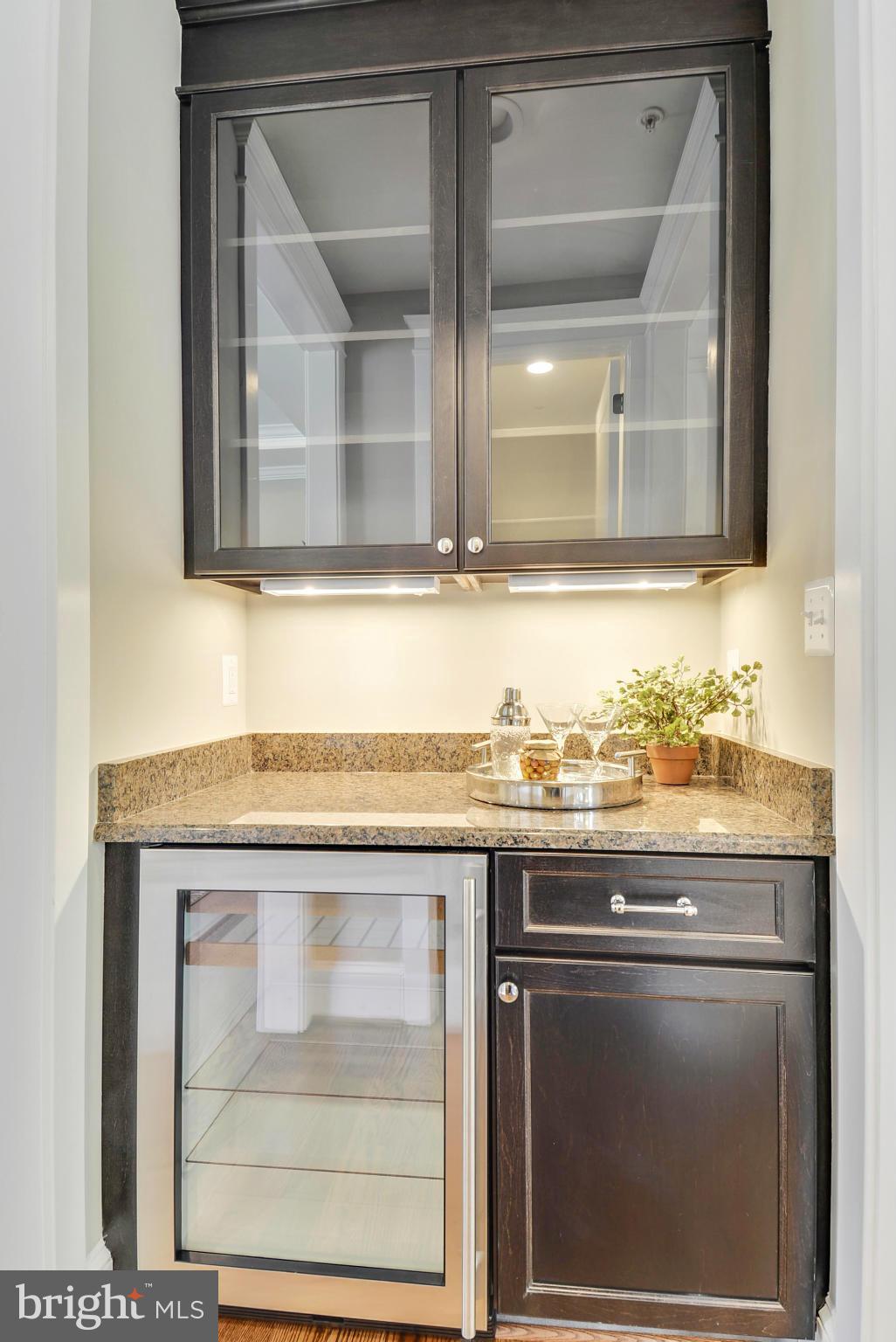 5806 Ipswich Road Bethesda, MD 20814 - Photo 5 of 30 Butler's Pantry