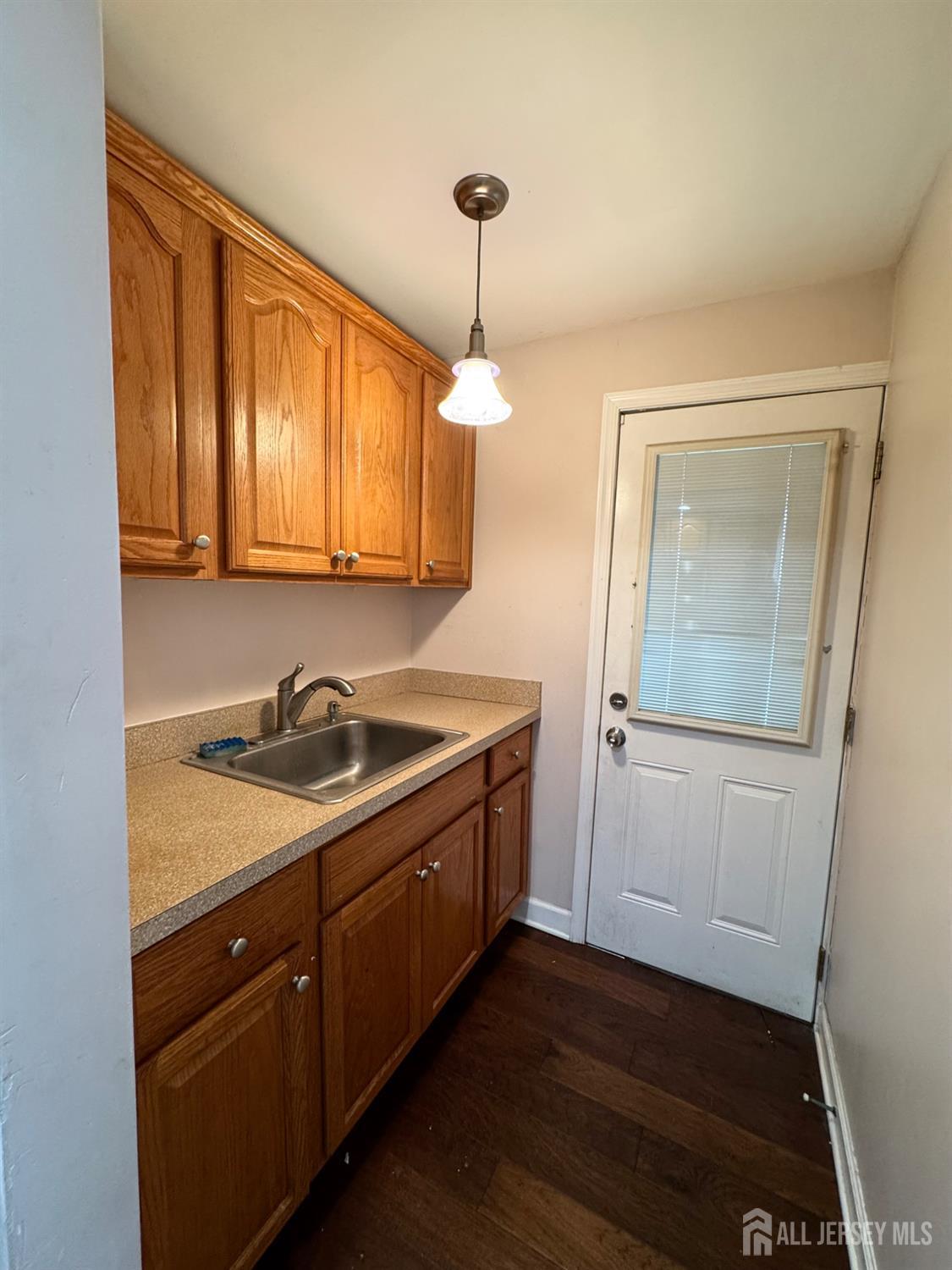 80 Commerce Street Perth Amboy, NJ 08861 - Photo 9 of 15