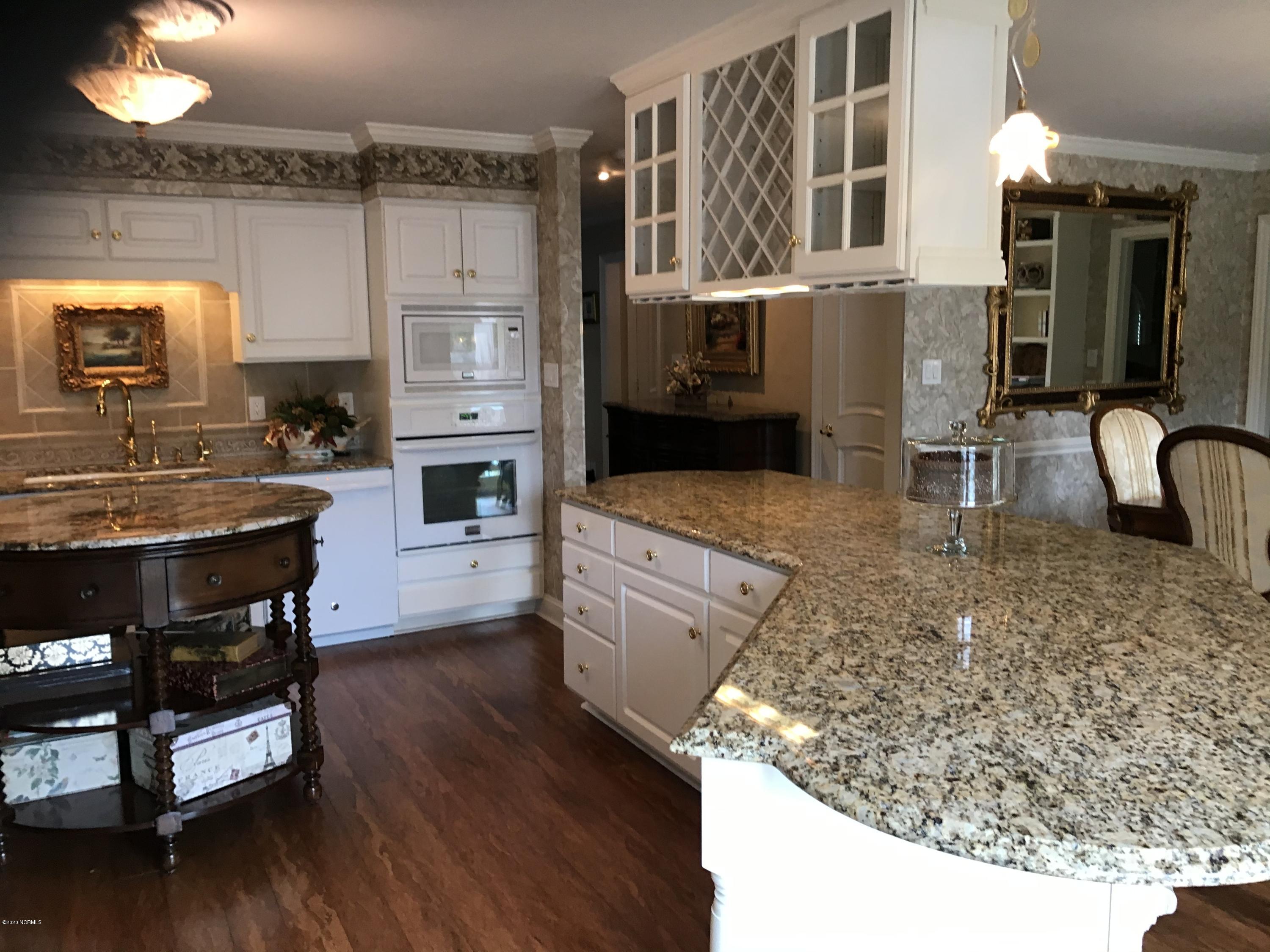 1908 Quail Ridge Road, Unit J Greenville, NC 27858 - Photo 12 of 55 IMG_1135