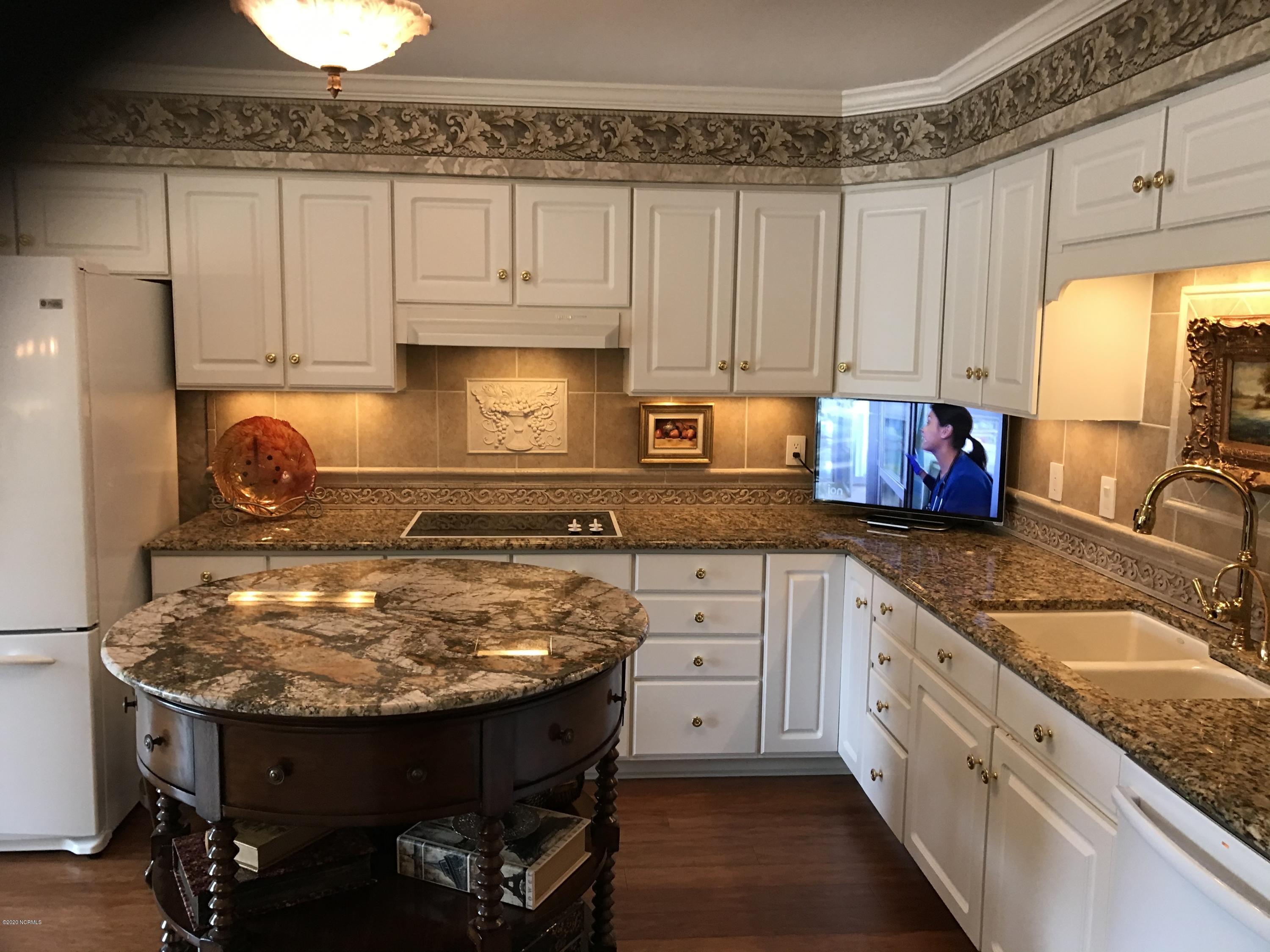 1908 Quail Ridge Road, Unit J Greenville, NC 27858 - Photo 18 of 55 IMG_1158
