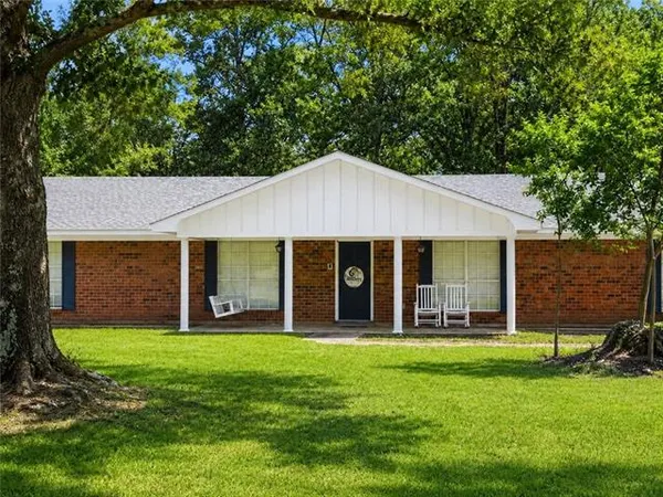 $399,900 | 174 Highway 1207, Deville, LA 71328