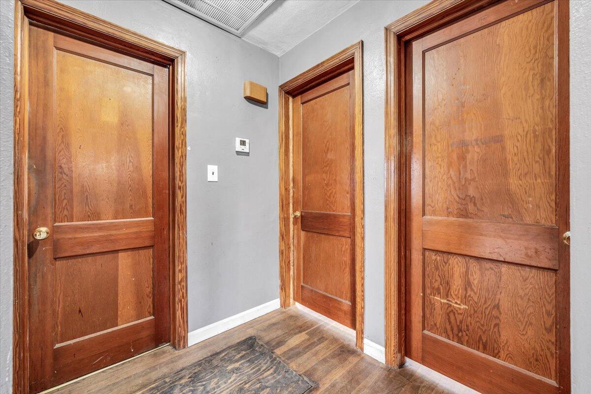 215 Post Road Roanoke, VA 24019 - Photo 7 of 42 a view of closet area