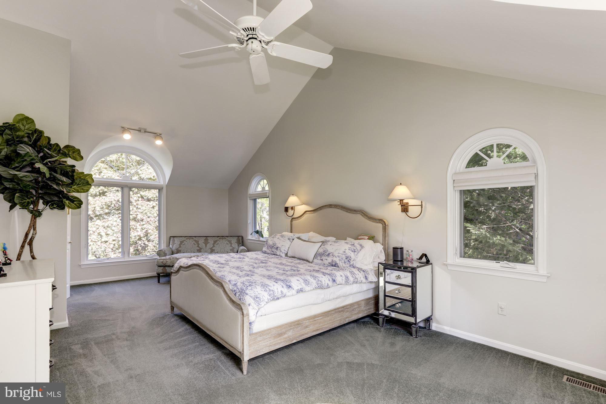 2810 Farm Road Alexandria, VA 22302 - Photo 21 of 30 Bedroom (Master)