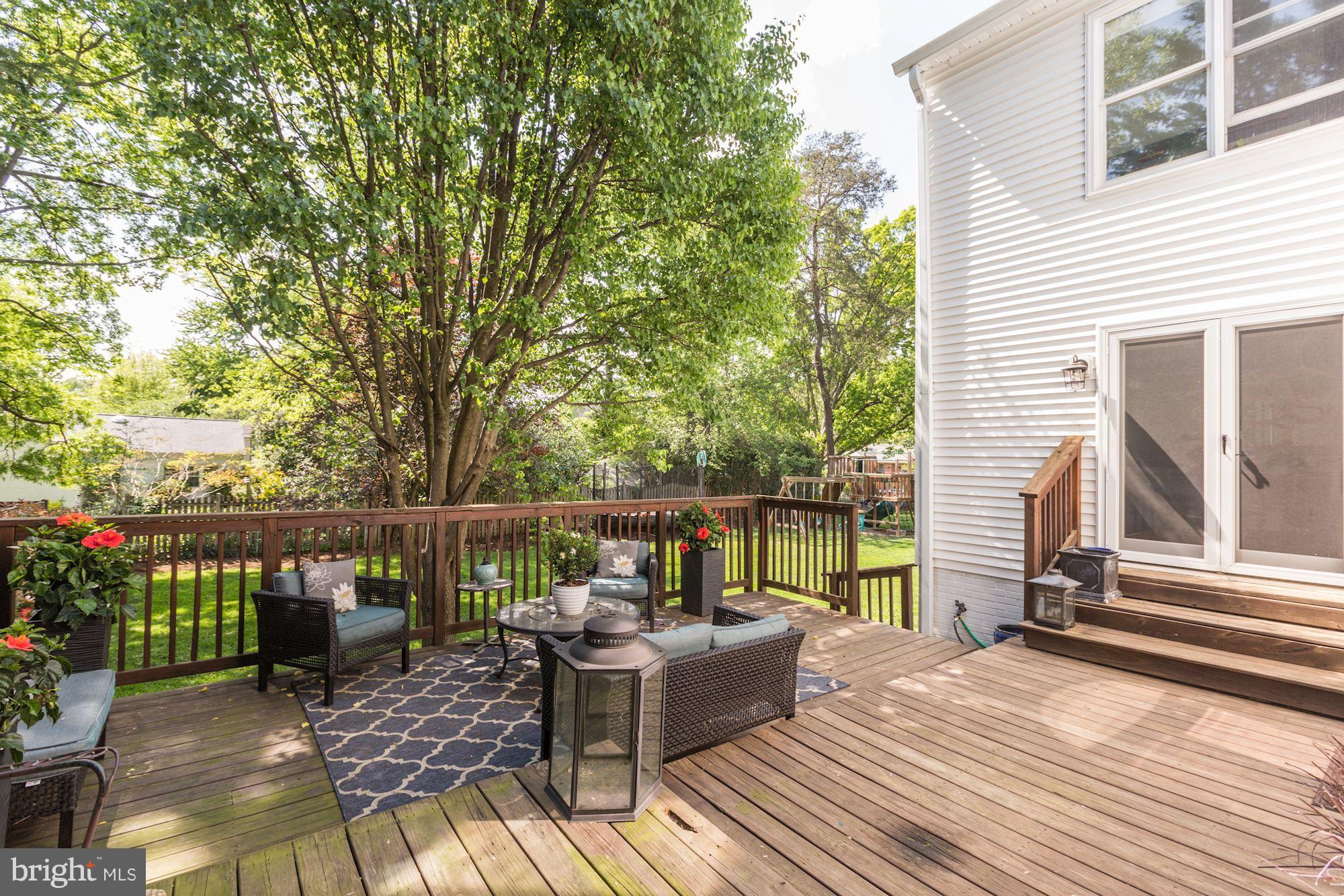 2810 Farm Road Alexandria, VA 22302 - Photo 26 of 30 Exterior (General)