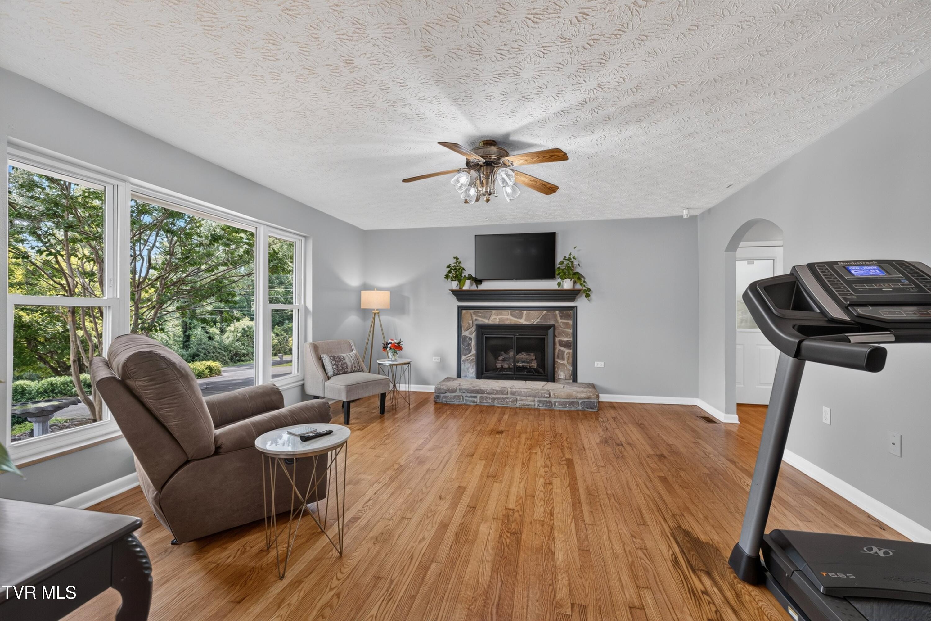1326 Golf Course Road Newport, TN 37821 - Photo 7 of 41 006-1326GolfCourseRoad-Newport-TN-37821-