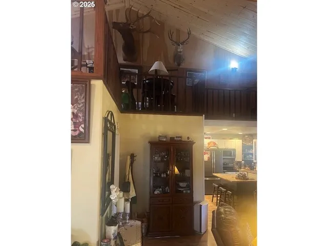 a view of a walk in closet