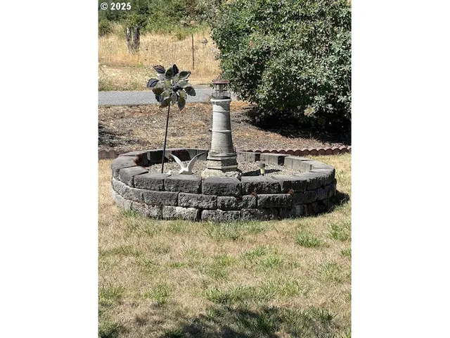 a view of a terrace with a mountain