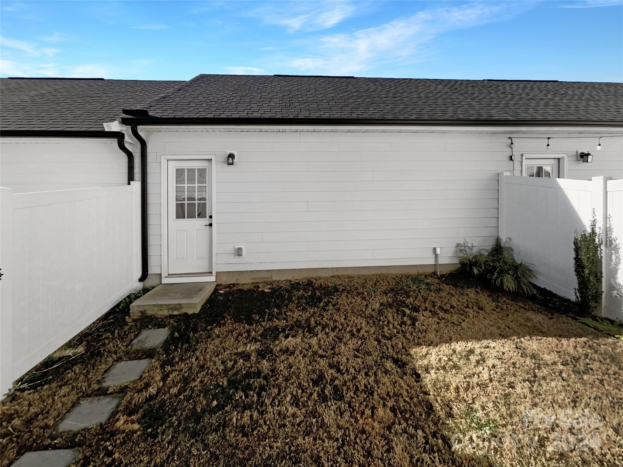 136 Hamrick Road Gastonia, NC 28056 - Photo 9 of 22 Gallery Image 9