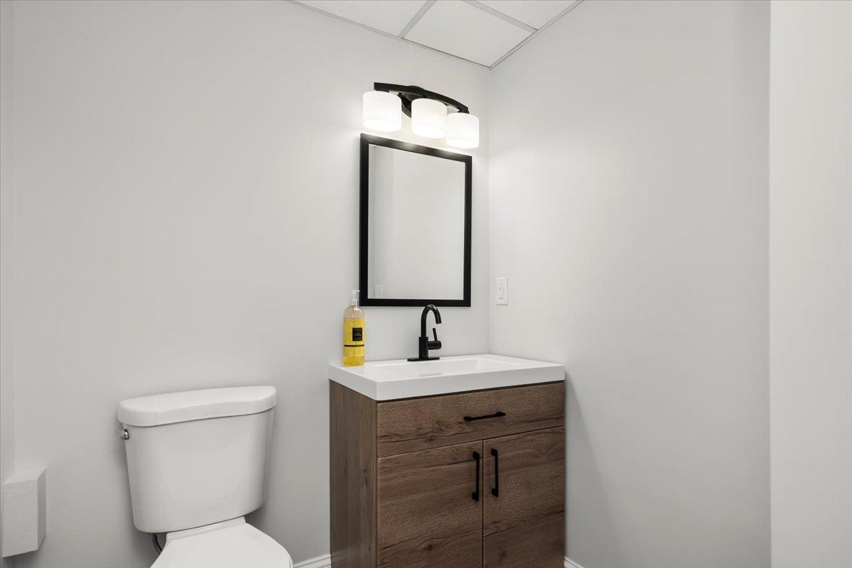 21 Spindlewick Drive Nashua, NH 03062 - Photo 23 of 35