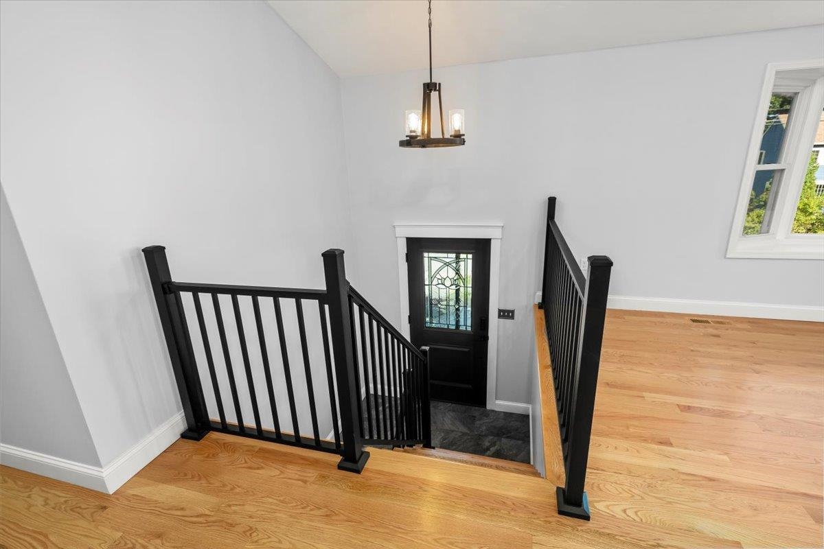 21 Spindlewick Drive Nashua, NH 03062 - Photo 6 of 35