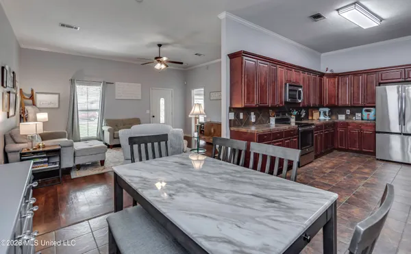 $259,900 | 125 Whispering Oaks Crossing, Pearl, MS 39208