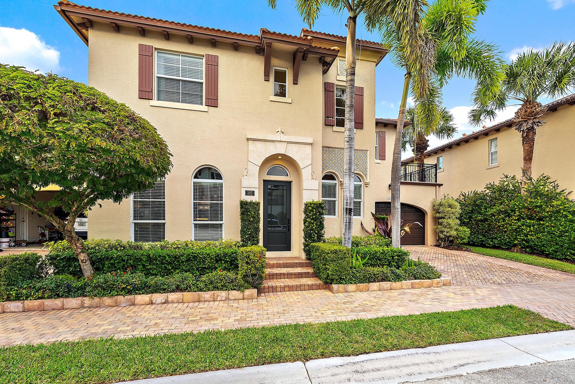 107 Via Poinciana Lane Boca Raton, FL 33487 - Photo 39 of 40 107 Via Poinciana Ln-2