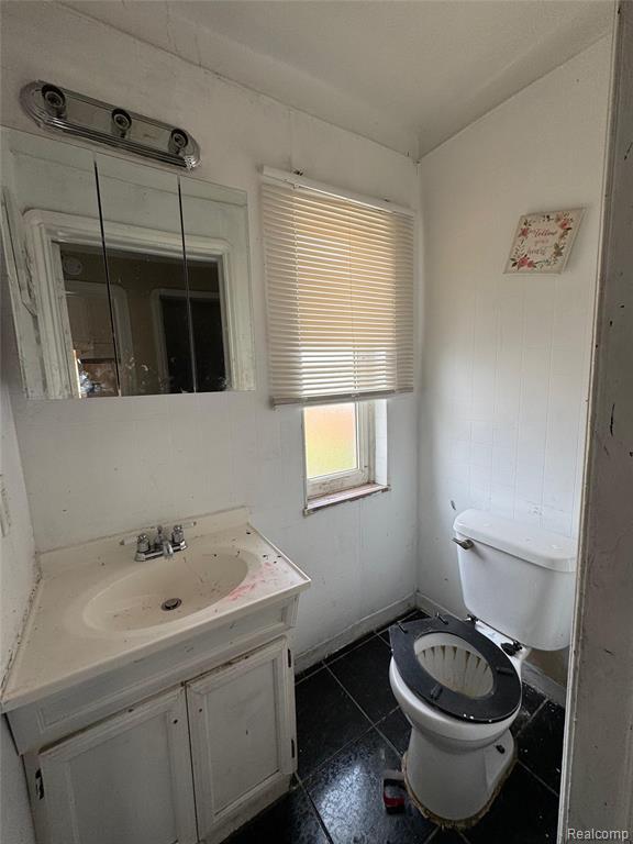 15501 Whitcomb Detroit, MI 48227 - Photo 15 of 24