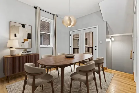 $425,000 | 4627 North Kenmore Avenue, Unit 1E, Chicago, IL 60640