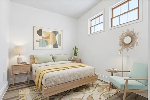 $425,000 | 4627 North Kenmore Avenue, Unit 1E, Chicago, IL 60640
