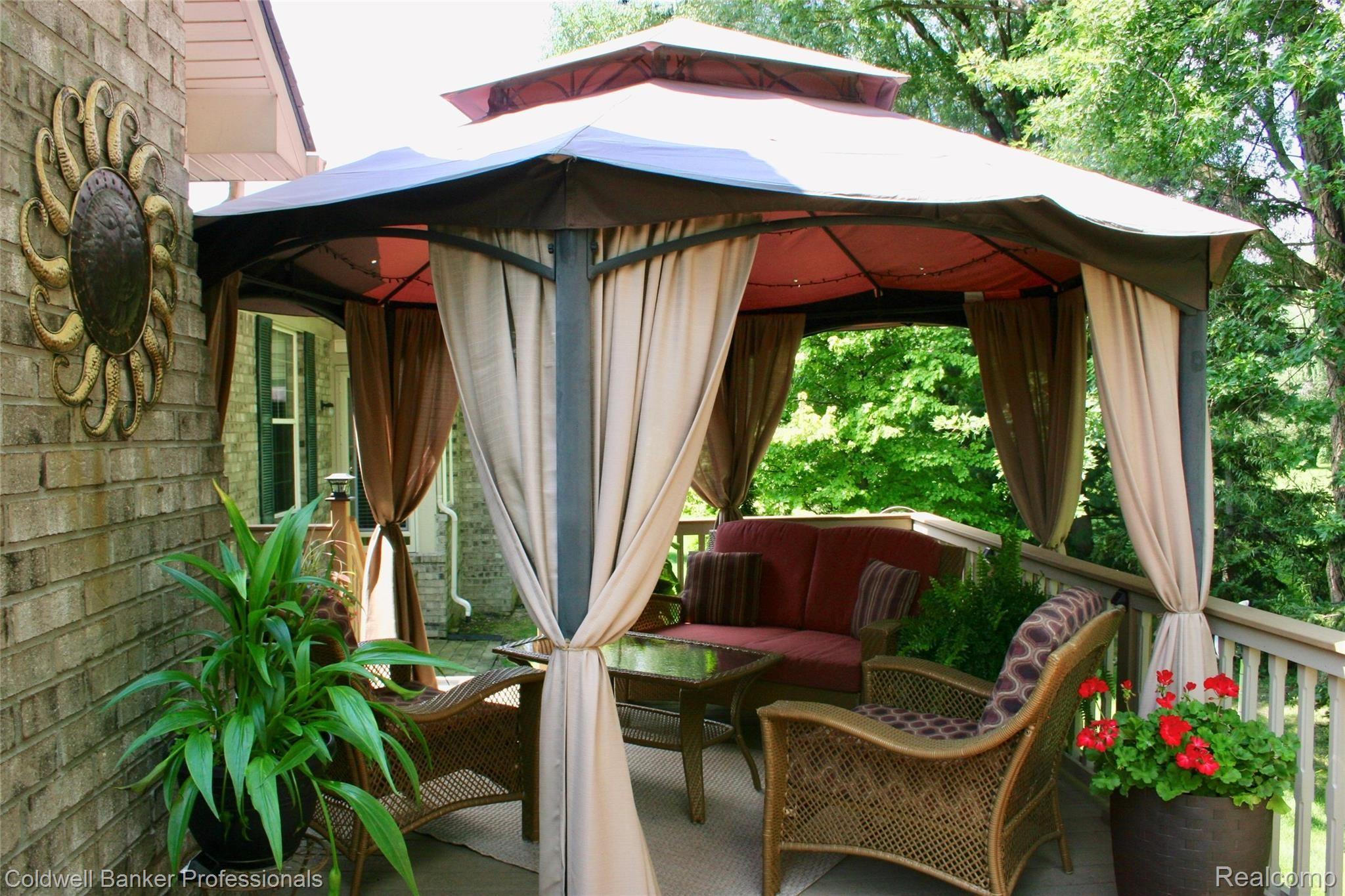 18347 Pleasant Valley Drive Macomb, MI 48044 - Photo 40 of 55 fullsizeoutput_562.jpeg