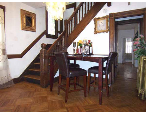 119 Yale Street Springfield, MA 01109 - Photo 2 of 17 Gallery Image 2