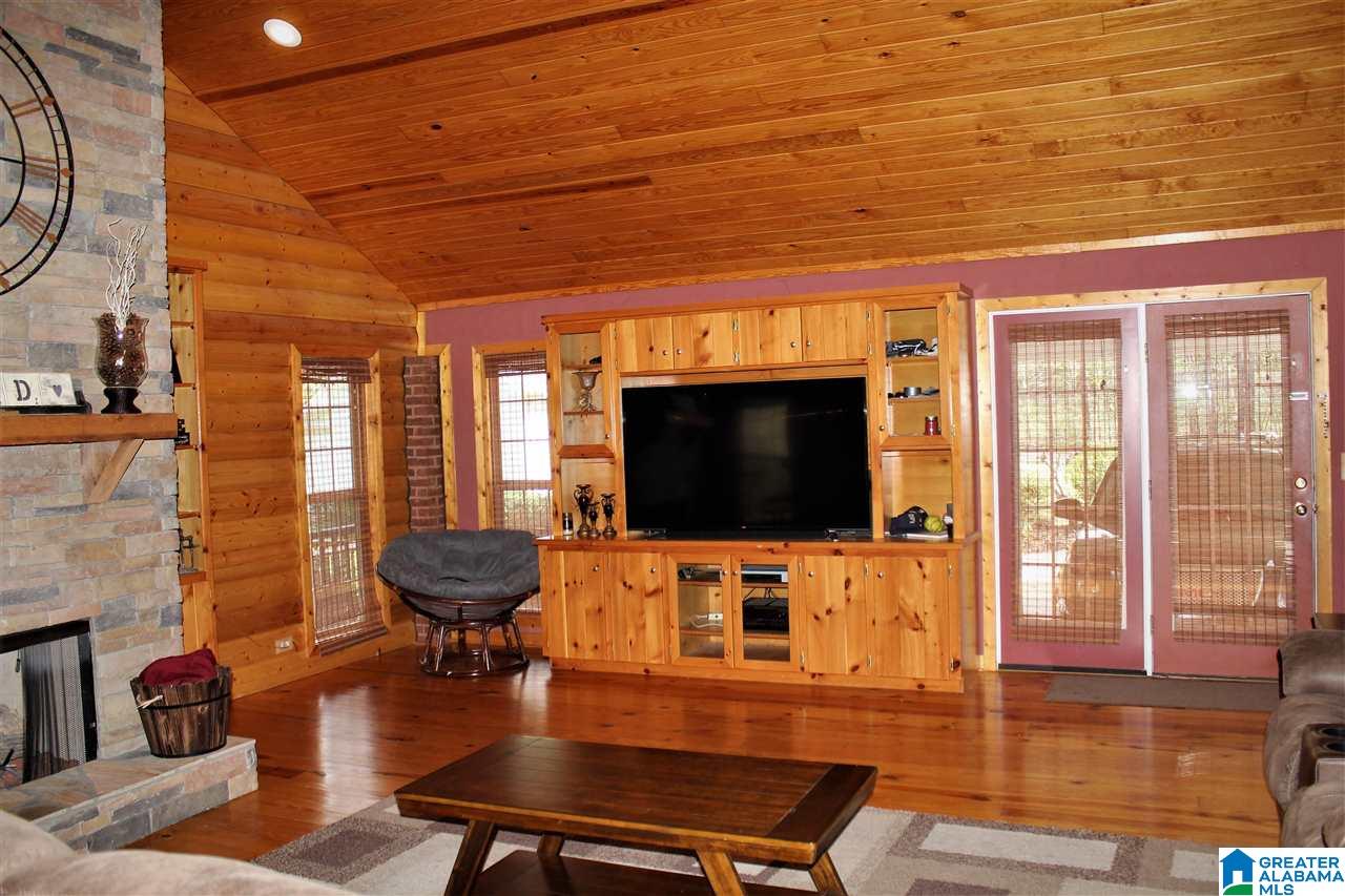 1216 Whites Gap Road Southeast Jacksonville, AL 36265 - Photo 15 of 27
