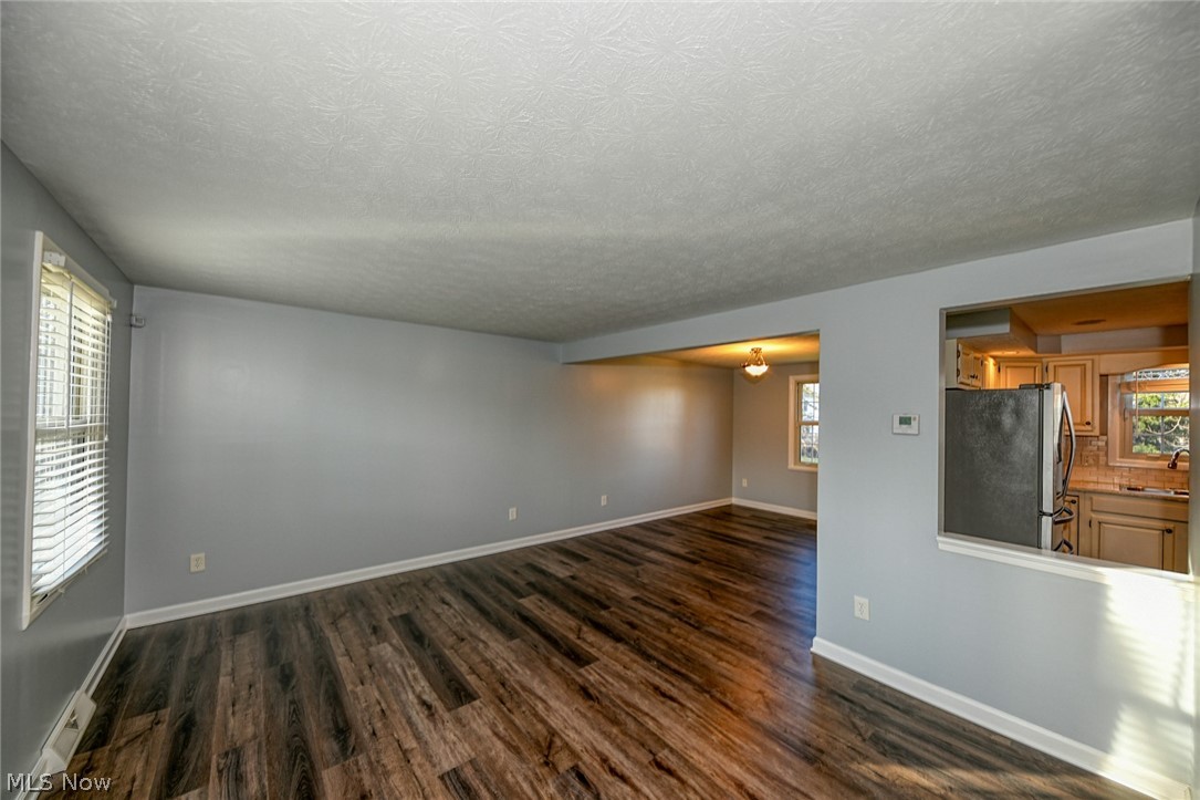 3089 Grill Road Clinton, OH 44216 - Photo 3 of 31 Gallery Image 3