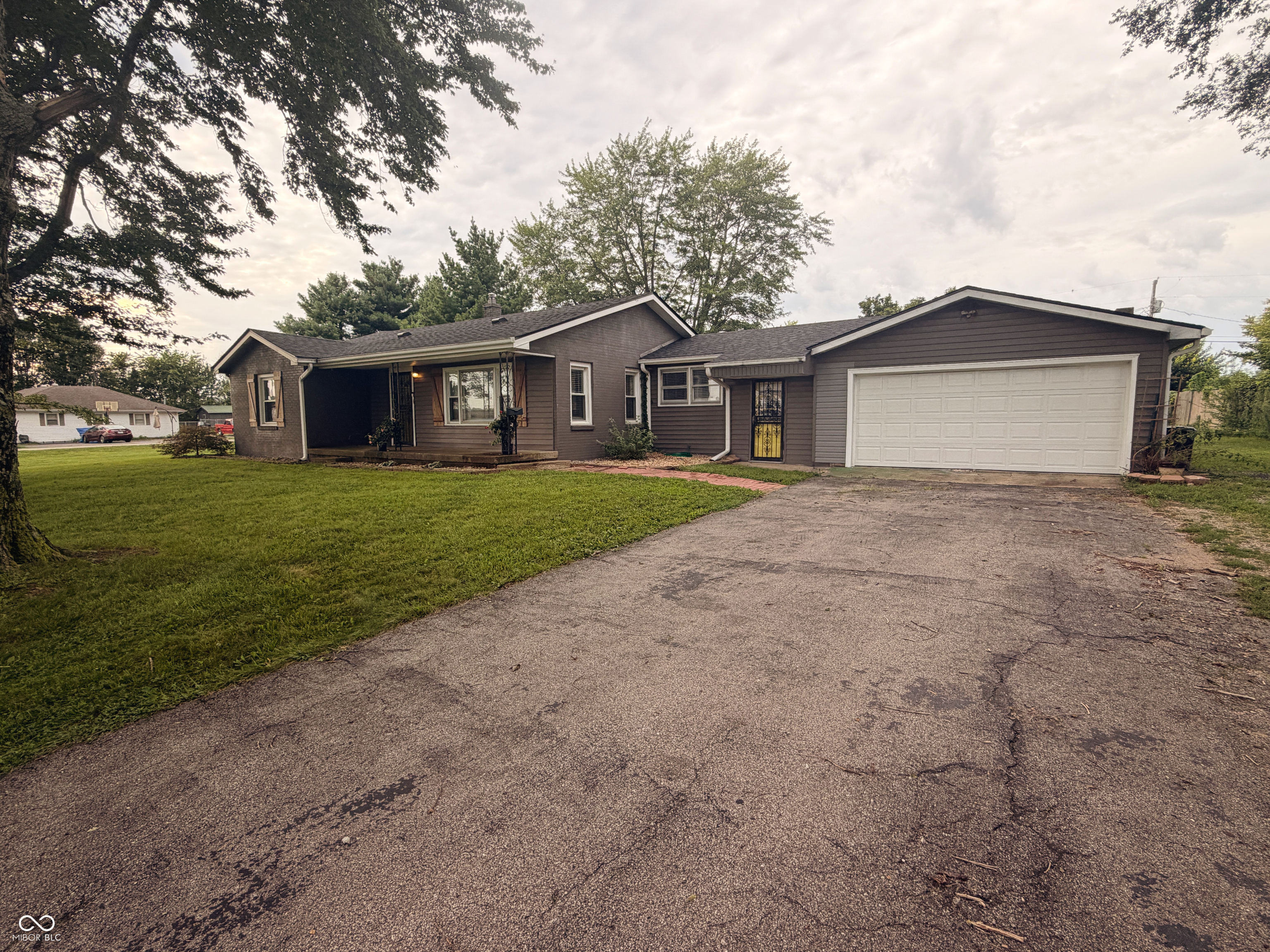 714 Deaver Road Columbus, IN 47201 - Photo 34 of 34 Gallery Image 34