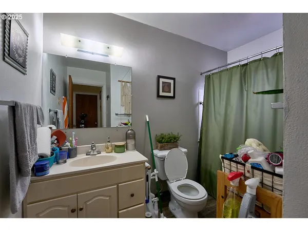 $375,000 | 304 East Park Street, Enterprise, OR 97828