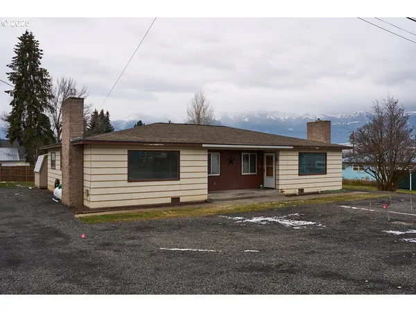 $375,000 | 304 East Park Street, Enterprise, OR 97828