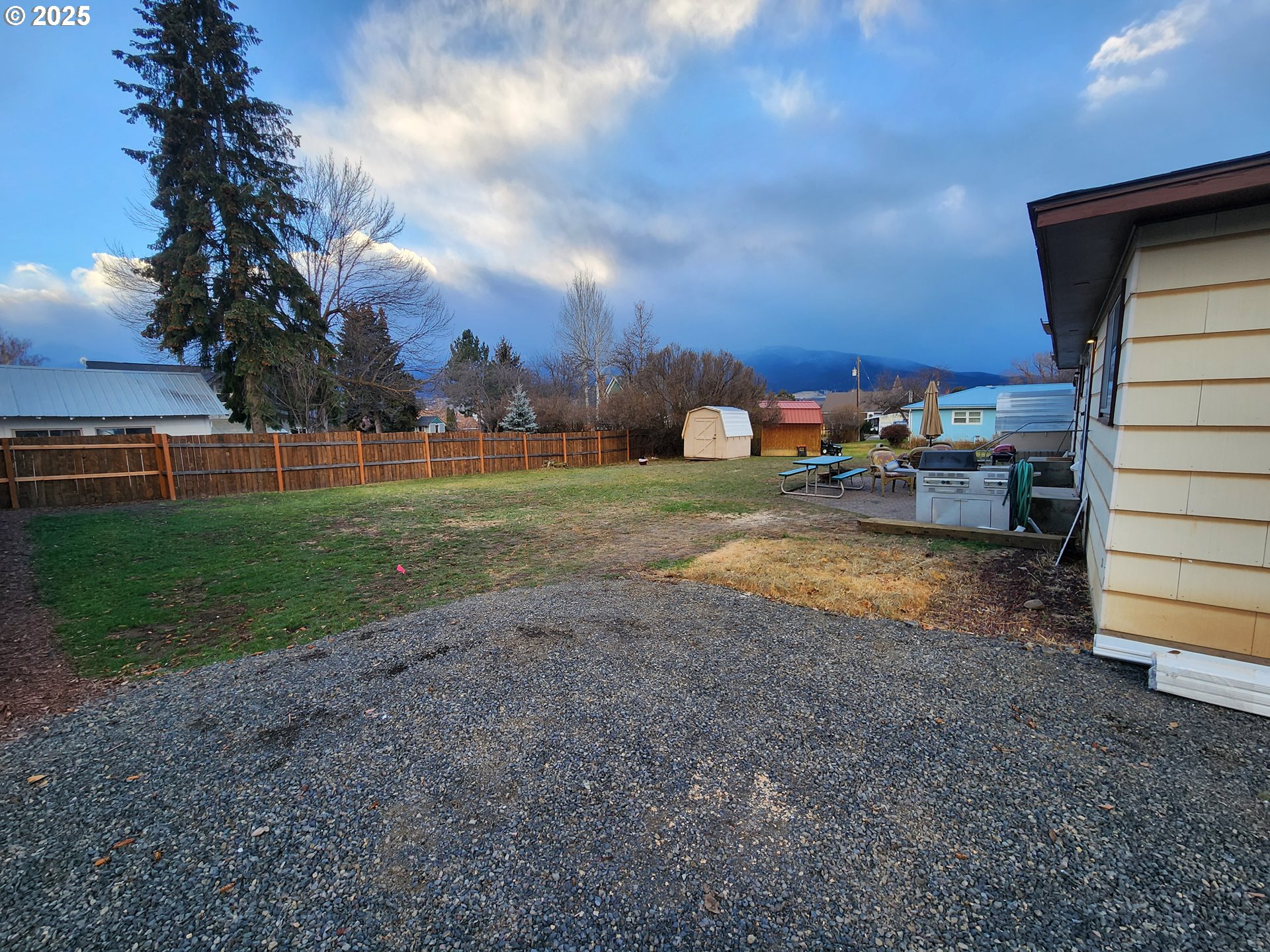 304 East Park Street Enterprise, OR 97828 - Photo 20 of 20 a view of yard