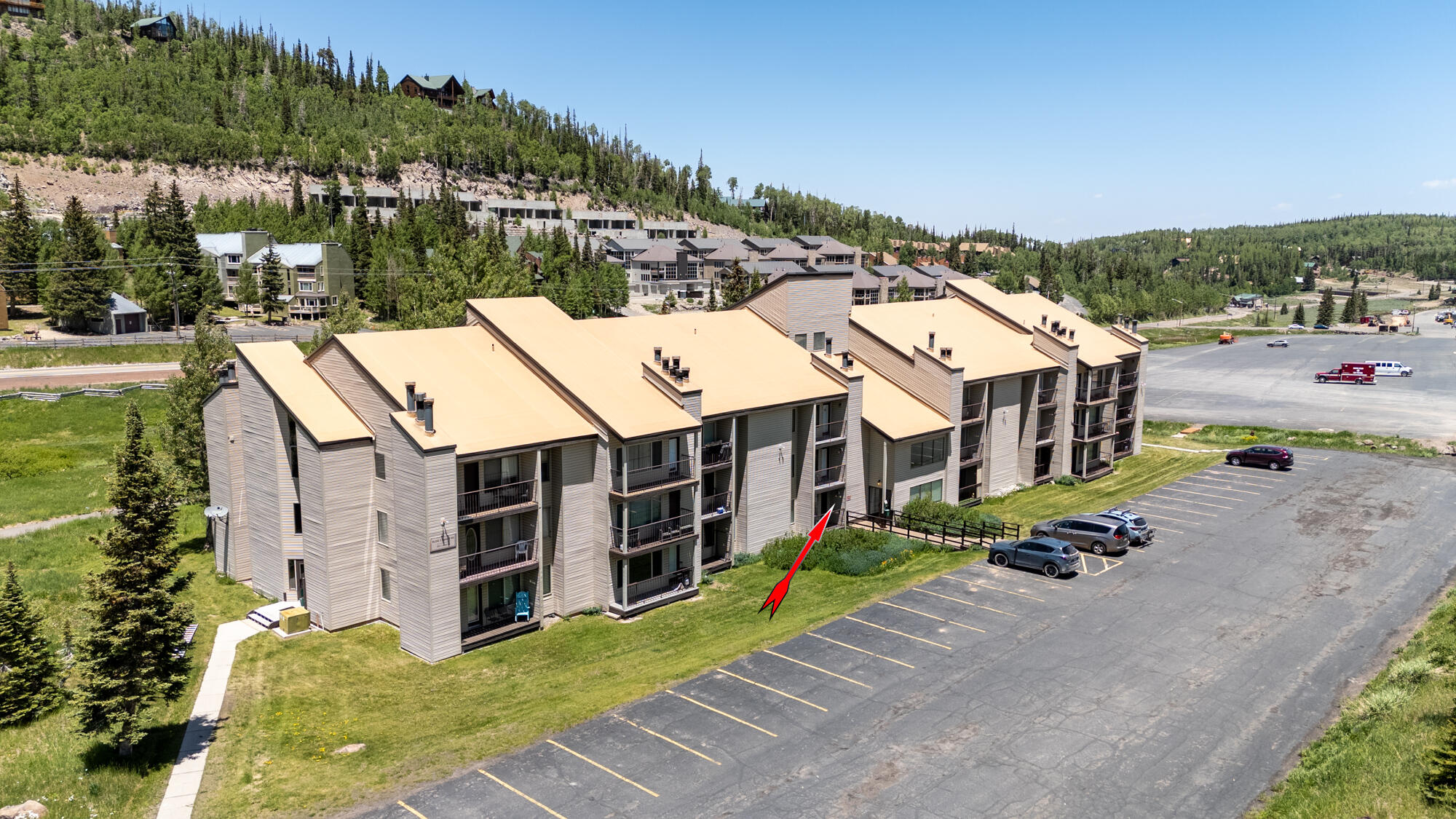 385 South Vasels Road, Unit 4 Brian Head, UT 84719 - Photo 4 of 26 385 Vasels #4-12