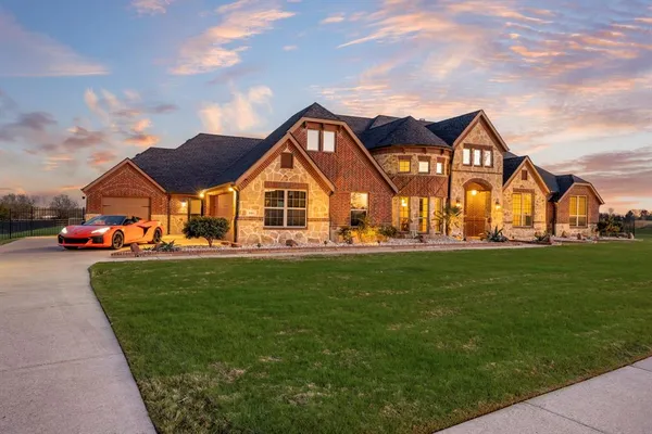 $975,000 | 721 Kensington Drive, McLendon-Chisholm, TX 75032